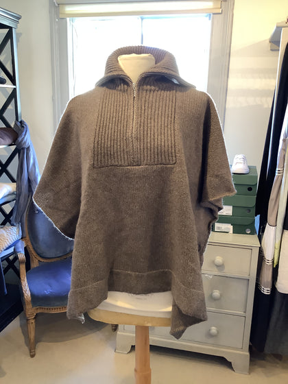 Apoil Fatras Yak Poncho